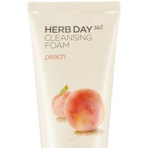 The Face Shop – Herb Day Cleansing Foam Peach